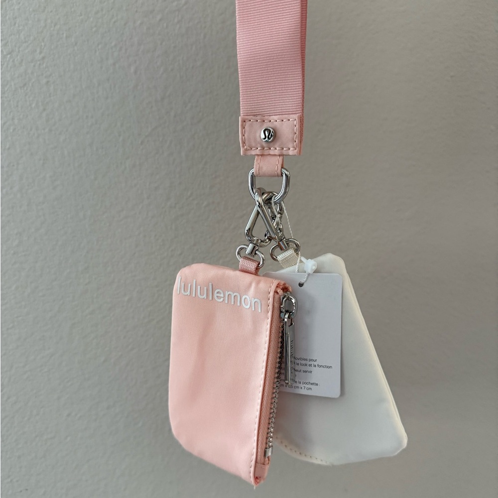 Lululemon dual pouch wristlet Brand